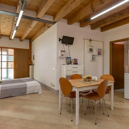 La Casa Della Bouganville Apartment Verona