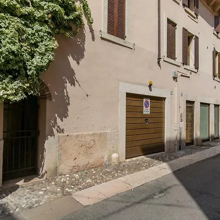 La Casa Della Bouganville