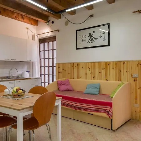 La Casa Della Bouganville Apartment Verona